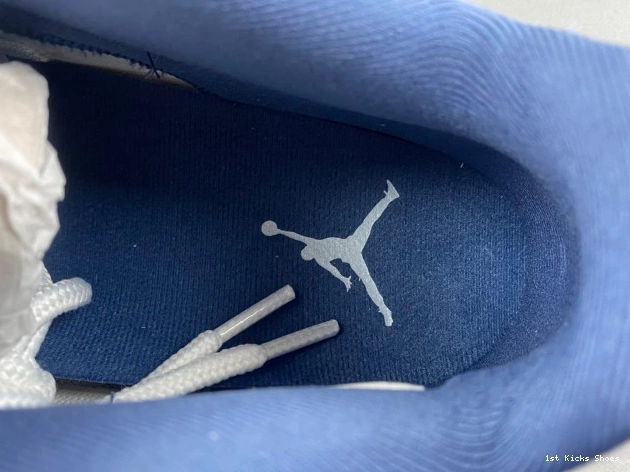 1st Kicks (2024) Jordan Low Retro FV5104-104 Navy 11 Midnight 0806